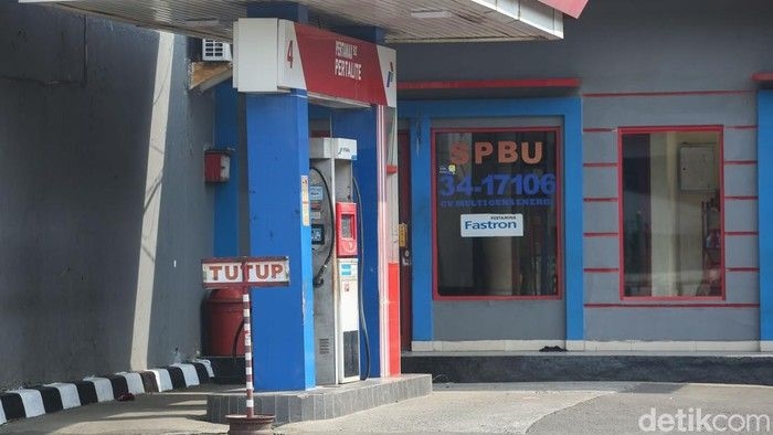 ditutup-sementara-begini-penampakan-spbu-di-bekasi-yang-viral-bensin-tercampur-air-5_169.jpeg