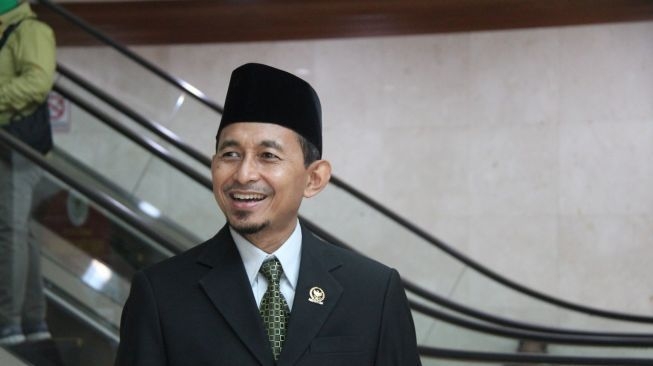 15015-bukhori-yusuf.jpg