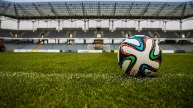 23038-ilustrasi-bola-pixabayjarmoluk.jpg