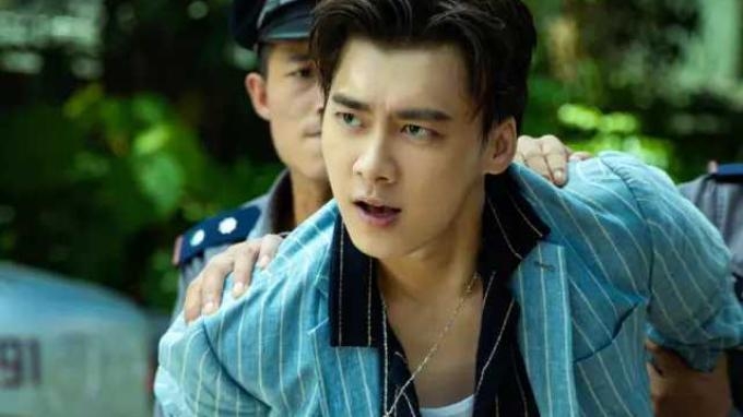 aktor-li-yifeng.jpg