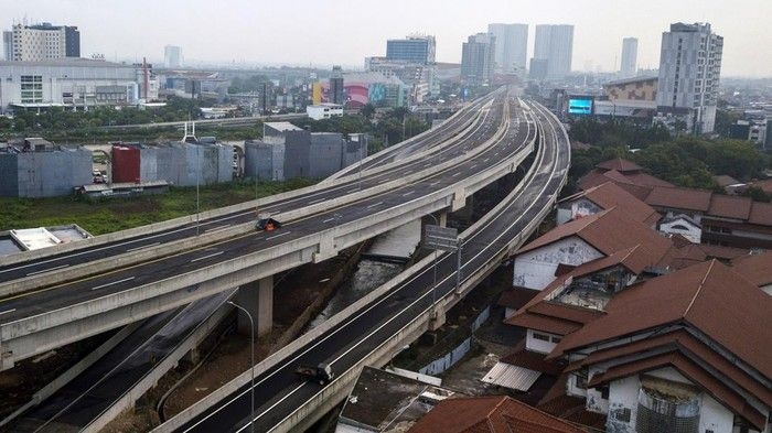 progres-pembangunan-tol-becakayu-seksi-2a-1_169.jpeg
