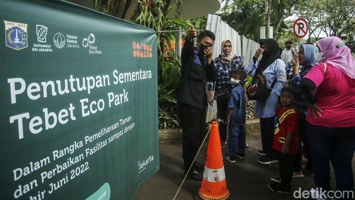 tebet-eco-park-tutup-pengunjung-putar-balik_169.jpeg