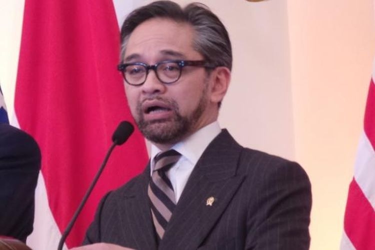 1552430marty-natalegawa780x390.JPG