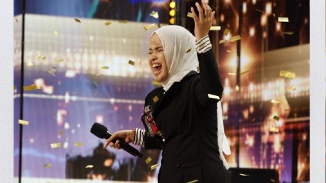 30529-apa-itu-golden-buzzer-instagram-putri-ariani.jpg