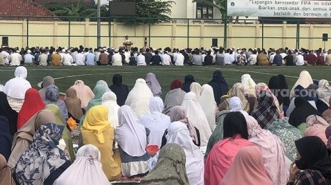 65906-salat-id-2023-jumat-04-suaradotcom-faqih.jpg