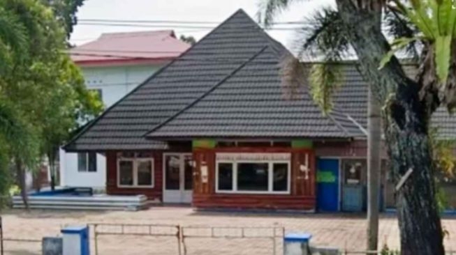 87677-rumah-singgah-soekarno-di-padang-google-maps.jpg