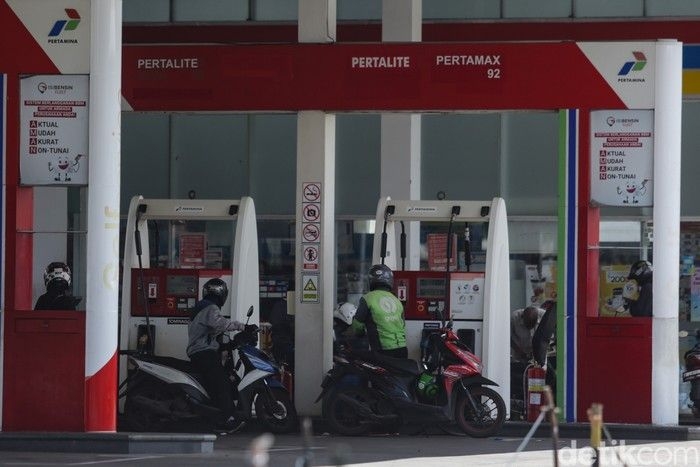 awal-2025-harga-bbm-non-subsidi-naik-2.jpeg