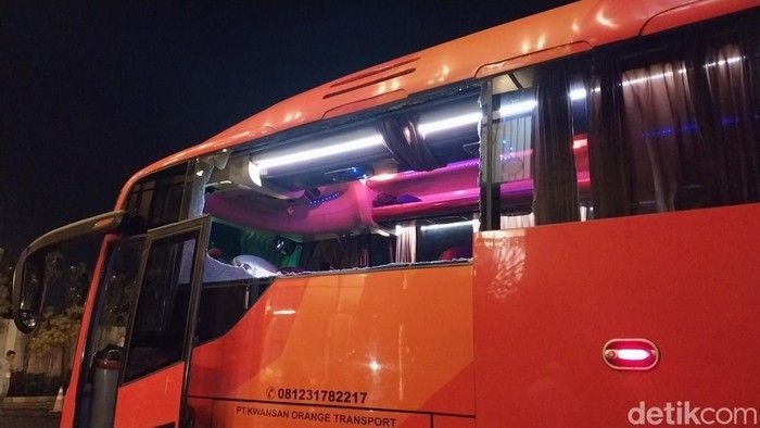 bus-tim-persik-1746971170835_169.jpeg