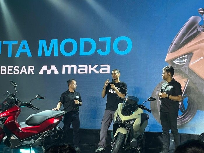cerita-duta-sheila-on-7-pakai-motor-listrik-1.jpeg
