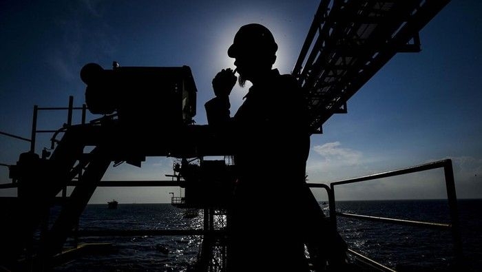 energi-di-bulan-suci-dari-pulau-besi-10_169.jpeg