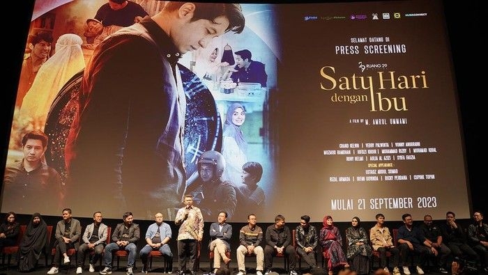 film-satu-hari-dengan-ibu-sahdu-2_169.jpeg