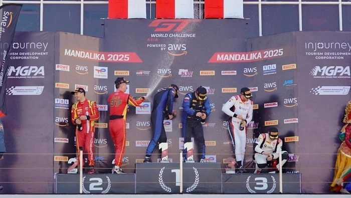 gt-world-challenge-1747053586254_169.jpeg