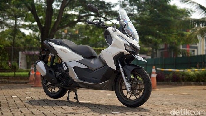 honda-adv-160-9_169.jpeg