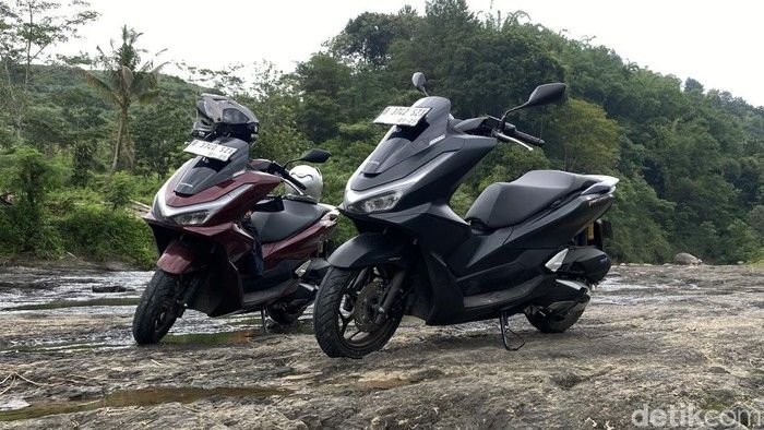 honda-pcx-160-roadsync-2_169.jpeg