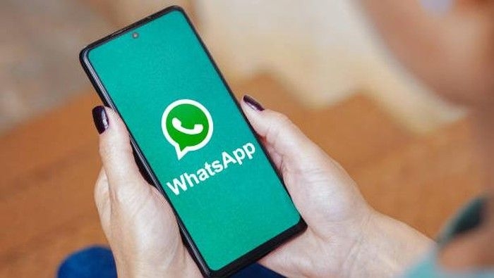 ilustrasi-chat-whatsapp_169.jpeg