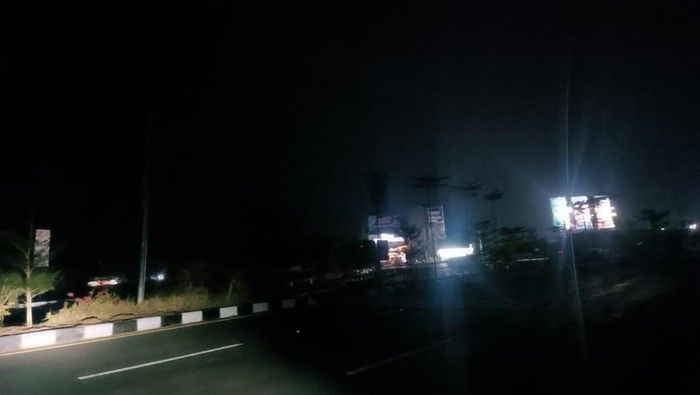 jalan-bypass-bil-mandalika-gelap_169.jpeg