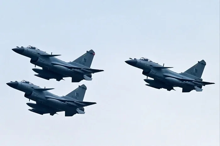 jet-tempur-j-10c-1746680642303.webp