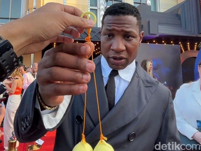 jonathan-majors_43.jpeg