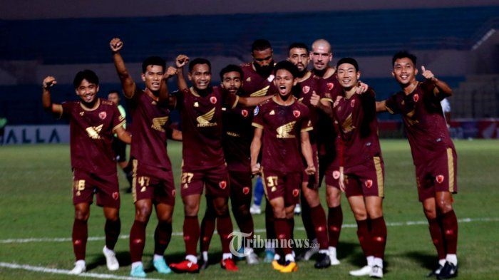 liga-1-psm-makassar-vs-psis-semarang_20221220_073209.jpg