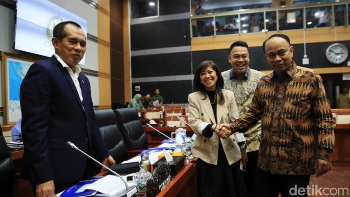 menkominfo-raker-dengan-komisi-1-dpr_169.jpeg
