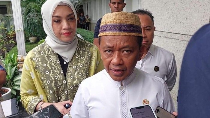 menteri-esdm-bahlil-lahadalia-1747986400410_169.jpeg