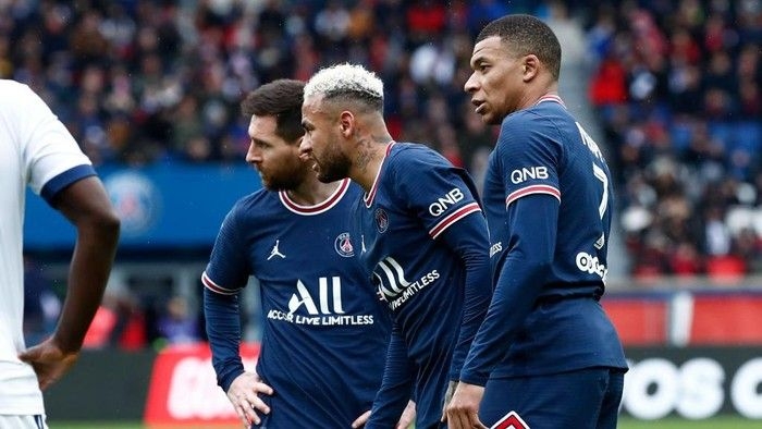 messi-neymar-mbappe-1_169.jpeg