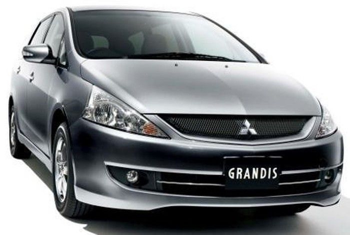 mitsubishi-grandis-model-mpv-1751542412897.jpeg