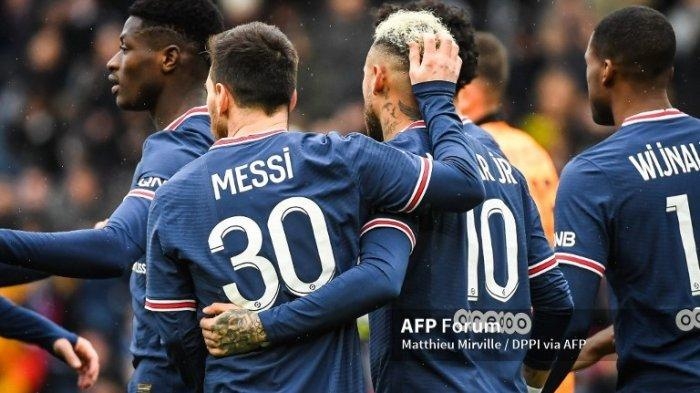 neymar-dan-messi-jadi-sasaran-cemoohan-fans.jpg