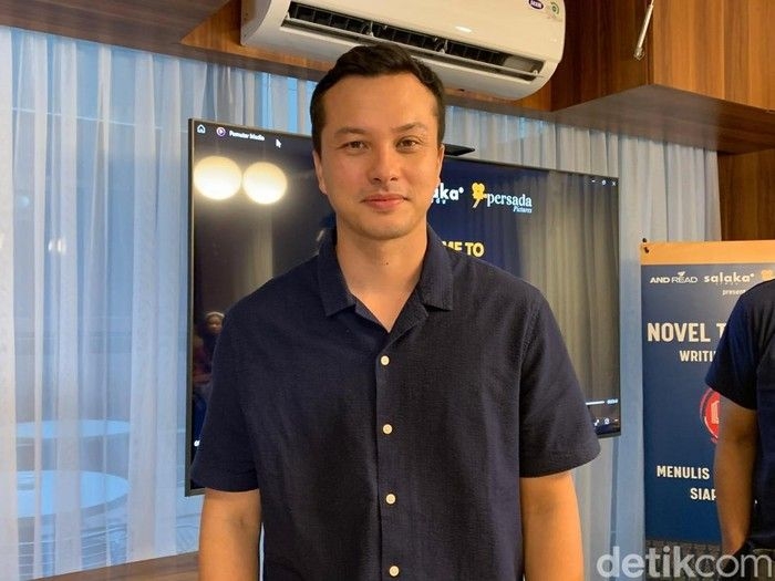 nicholas-saputra-1751589520502_43.jpeg