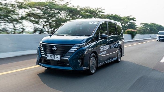 nissan-serena-e-power_169.jpeg