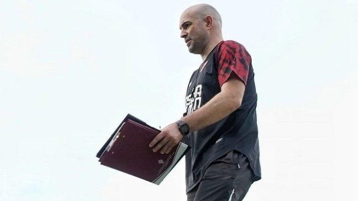 pelatih-psm-bernardo-tavares.jpg
