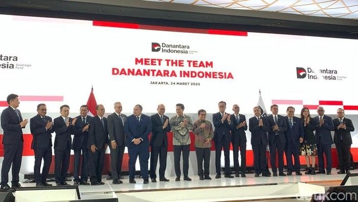 pengurus-danantara-1742796524403_169.jpeg