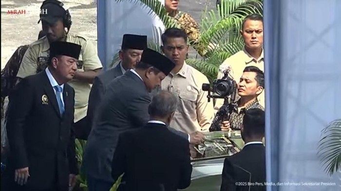 prabowo-luncurkan-pandu-maung-mv3-1749621546223_169.jpeg