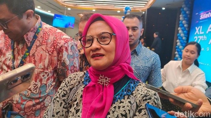 presiden-direktur-dan-ceo-xl-axiata_169.jpeg