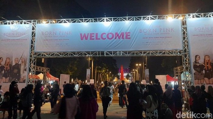 suasana-di-gbk-di-malam-konser-blackpink_169.jpeg
