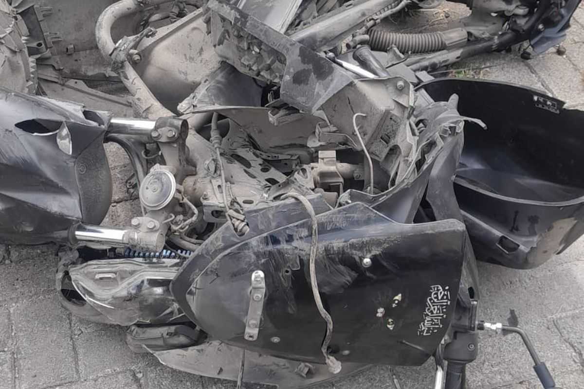 Truk Diduga Terobos Lampu Merah di Pasar Rebo, Tabrak 5 Kendaraan dan Tewaskan 1 Orang
