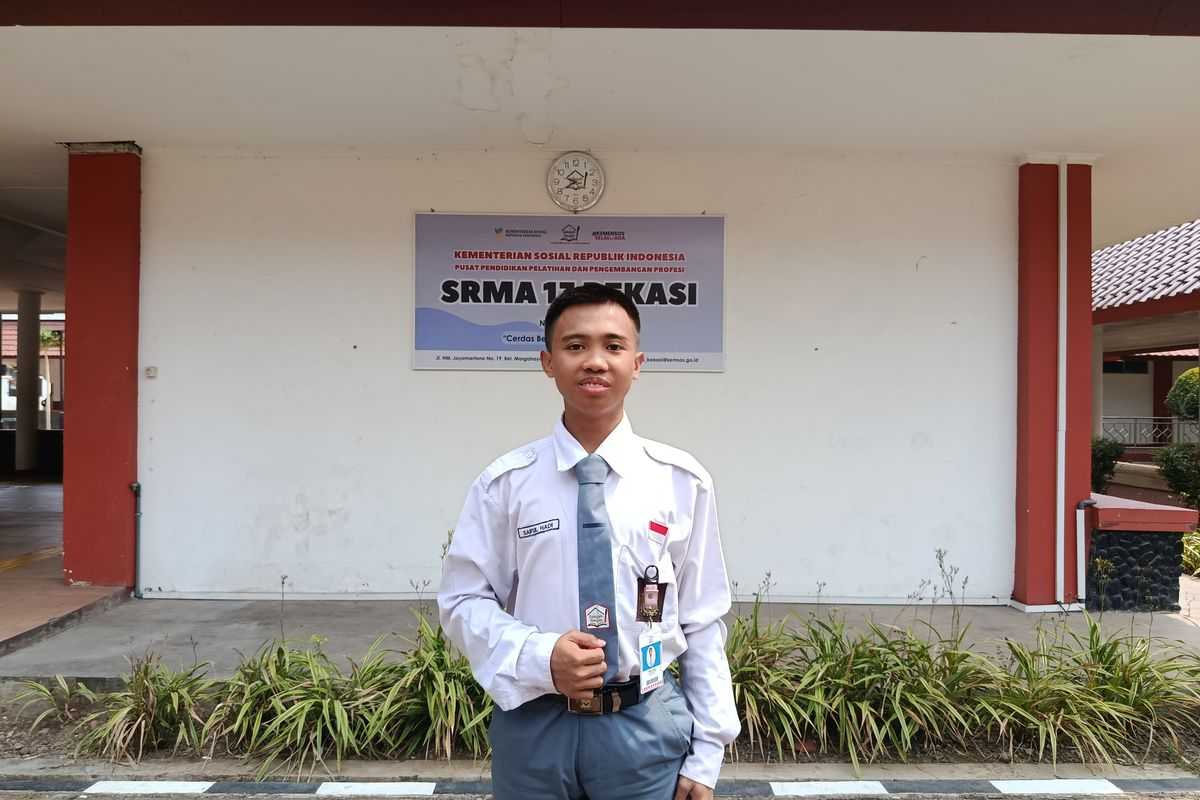 Kisah Saiful, Penjual Es Teh yang Kembali Sekolah demi Masa Depan Lebih Baik