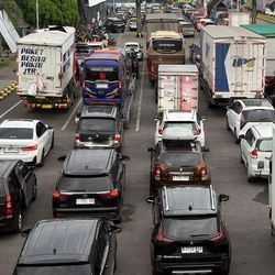 Kemenhub Ungkap Biang Kerok Kemacetan Panjang di Pelabuhan Ketapang Banyuwangi