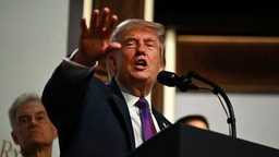 Trump Ancam Tarif Impor 100 Persen ke Negara yang Kenakan Pajak Perusahaan Digital AS