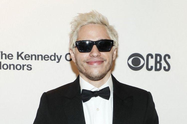 Pete Davidson Mengalami Kecelakaan Mobil Setelah Tabrak Rumah