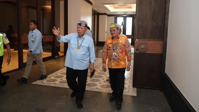 ingkong-ala-bersama-kepala-otorita-ikn-basuki-hadimuljono-1773783750707_169.jpeg