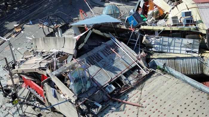 Korban Tewas Gempa Dahsyat di Filipina Selatan Bertambah Menjadi 32 Orang