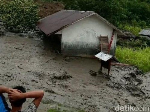 longsor-di-manggarai-timur-ntt-kamis-2212026-1769091269969_43.jpeg